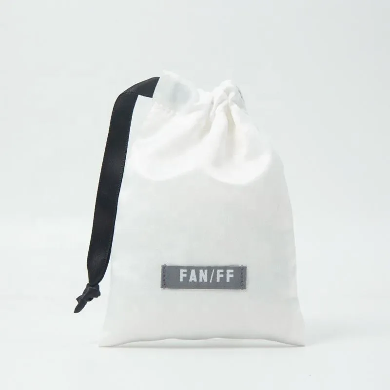 Satin Packaging Style