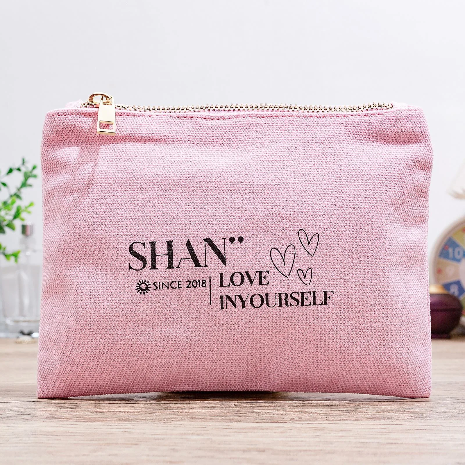 Cream Fabric Zipper Pouch